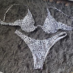 Spotted bikini 🤍3 for $12